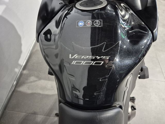 kawasaki - versys-1000-tourer