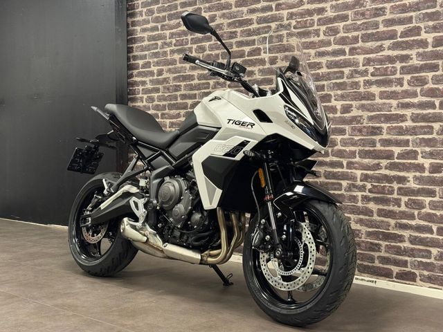 triumph - tiger-sport-660