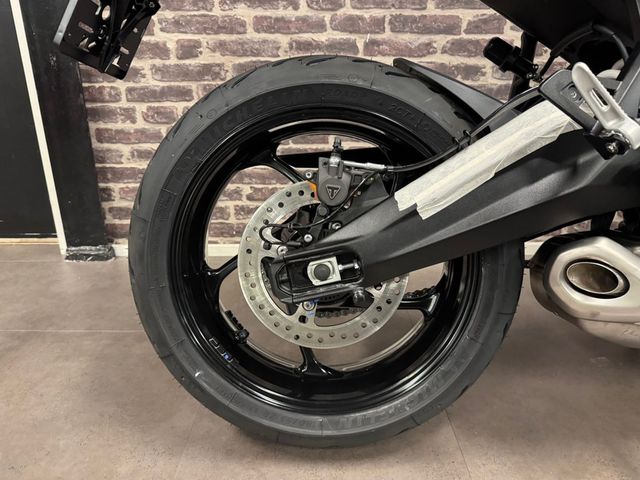 triumph - tiger-sport-660