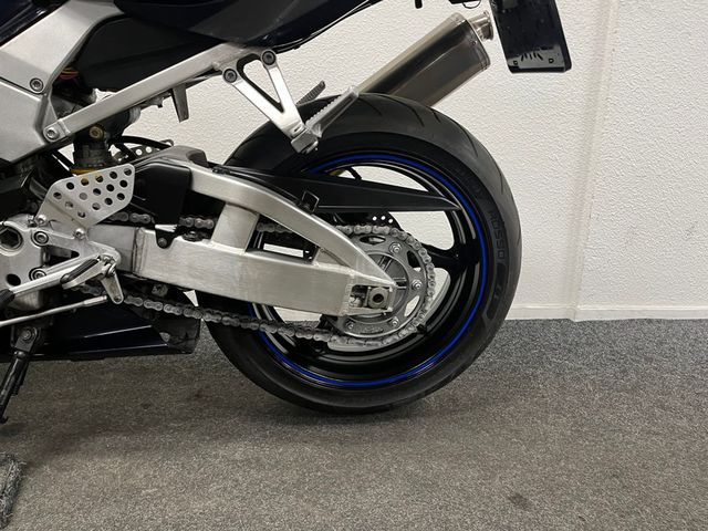 honda - cbr-900-rr-fireblade