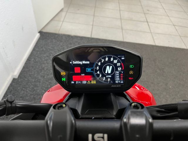 ducati - streetfighter-v2