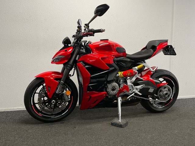 ducati - streetfighter-v2
