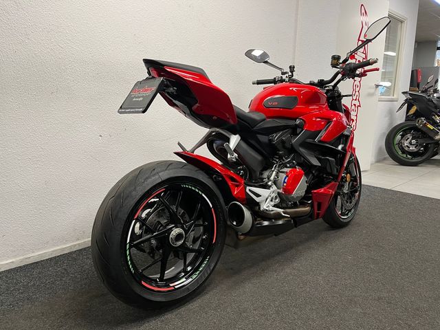ducati - streetfighter-v2