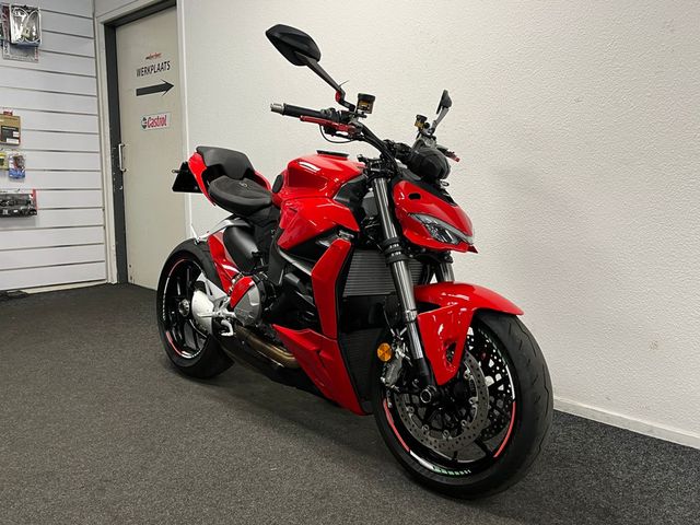 ducati - streetfighter-v2