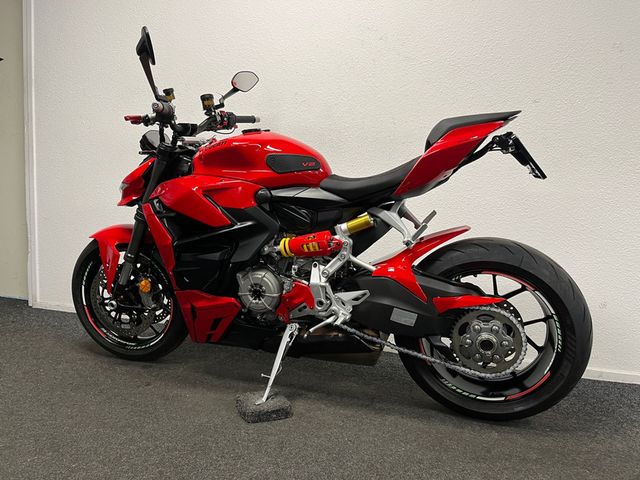 ducati - streetfighter-v2