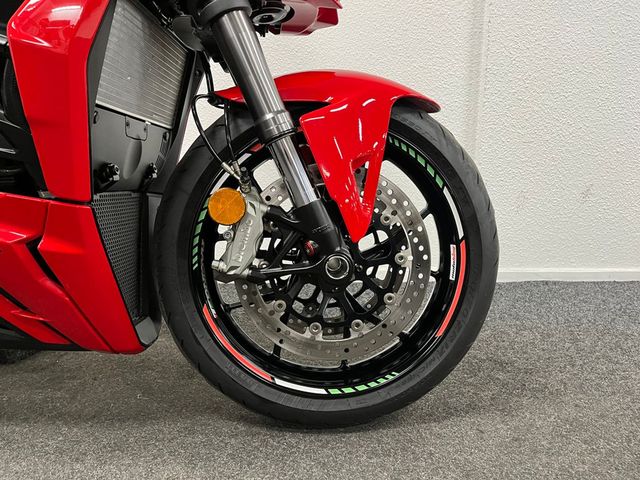 ducati - streetfighter-v2