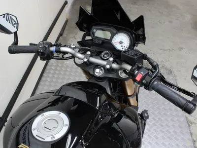 YAMAHA FZ 8 – foto 4