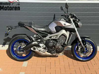 YAMAHA MT 09 – foto 4