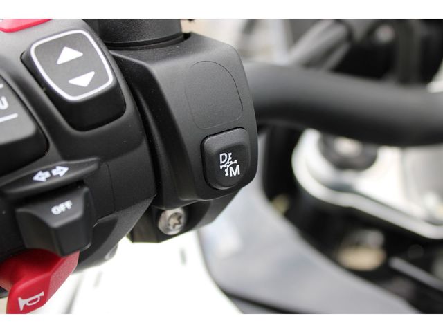 bmw - r-1300-gs-adventure