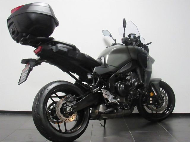 yamaha - tracer-9