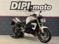 TRIUMPH STREET TRIPLE