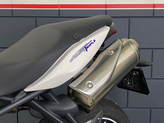 triumph - street-triple