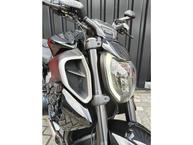 ducati - diavel-v4