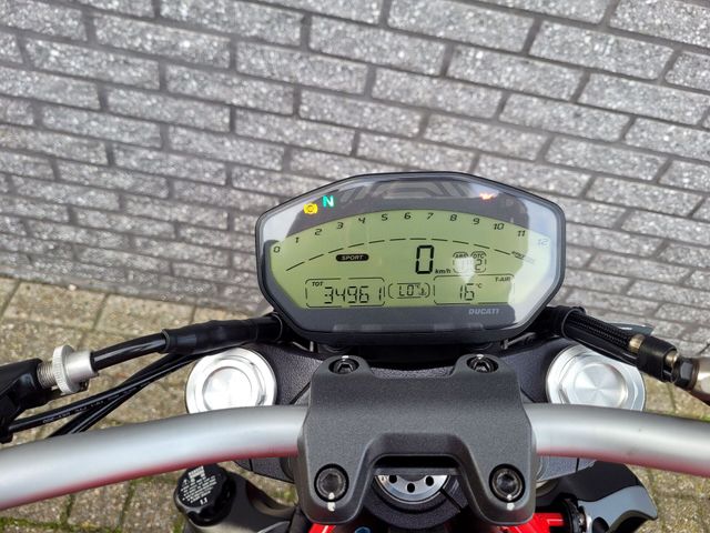 ducati - monster-821