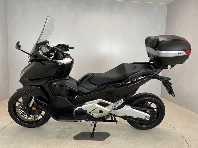 honda - forza-750
