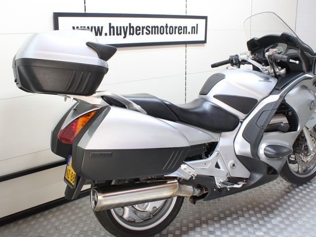 honda - st-1300-pan-european-abs
