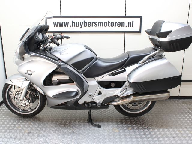 honda - st-1300-pan-european-abs