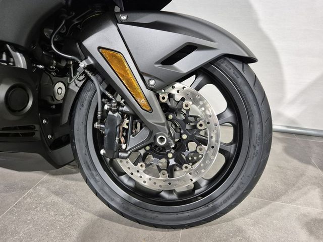 honda - gl-1800-goldwing