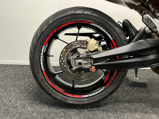 aprilia - dorsoduro-900