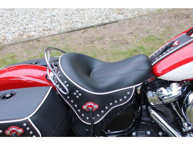 harley-davidson - hydra-glide-revival