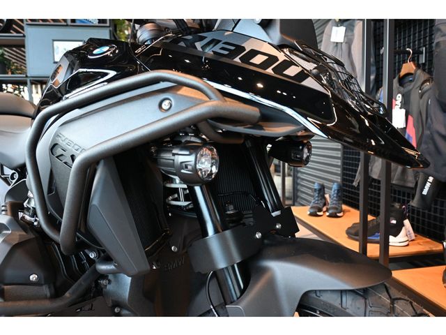 bmw - r-1300-gs-adventure-triple-black