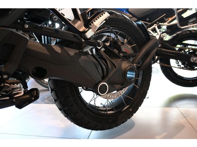 bmw - r-1300-gs-adventure-triple-black