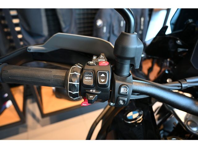 bmw - r-1300-gs-adventure-triple-black