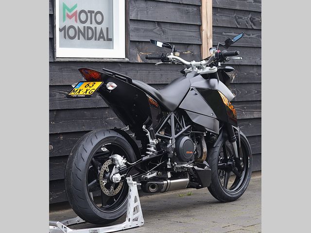 ktm - 690-duke