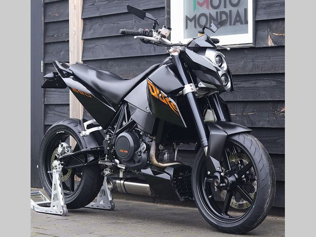 ktm - 690-duke