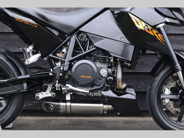ktm - 690-duke
