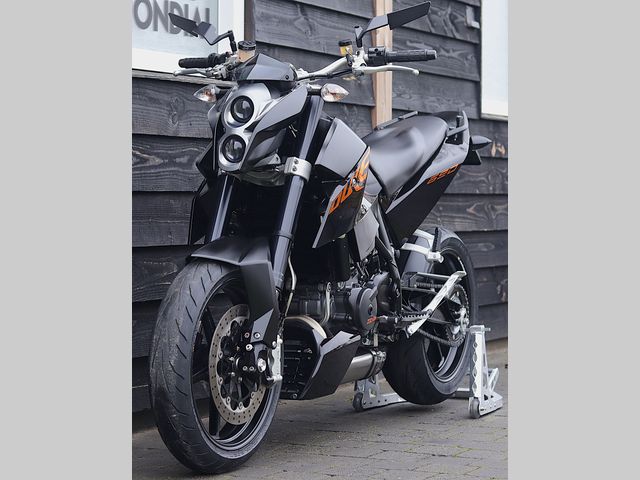 ktm - 690-duke