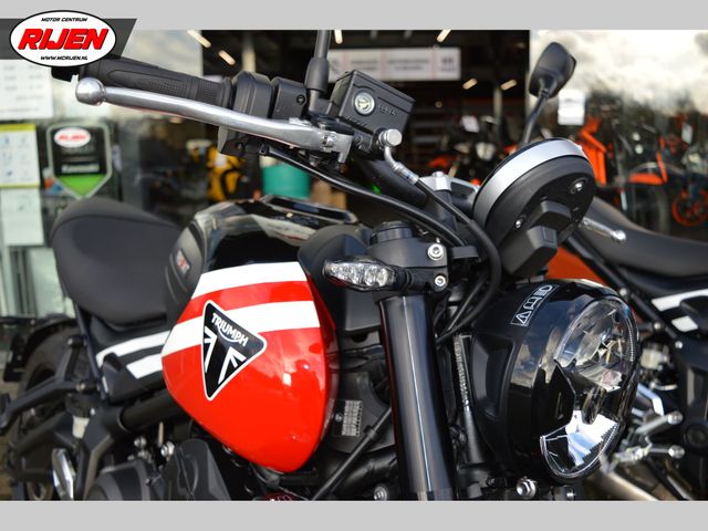 triumph - trident-660