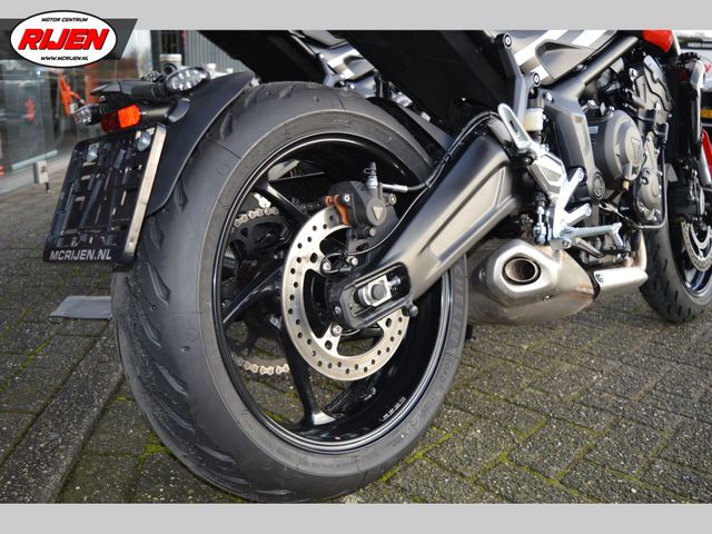 triumph - trident-660