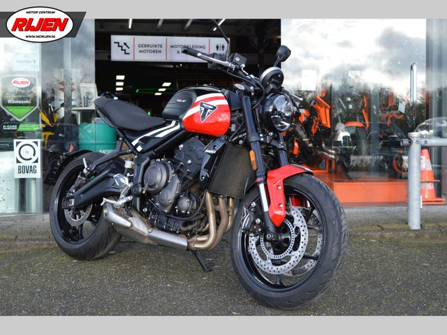 triumph - trident-660