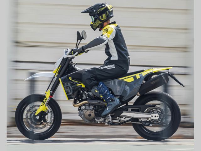 husqvarna - 701-supermoto