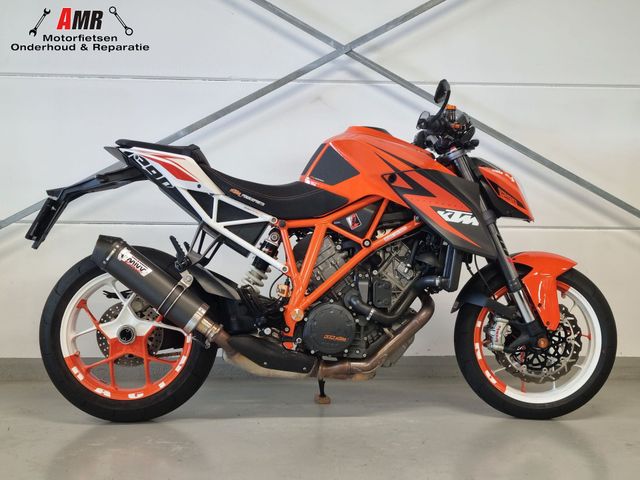 ktm - 1290-super-duke-r