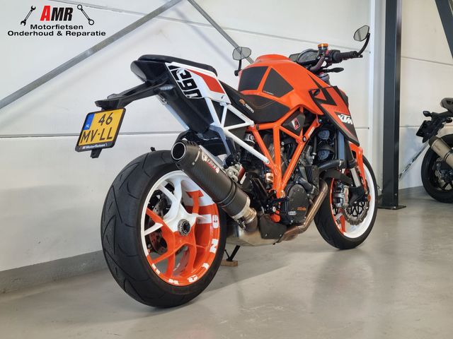 ktm - 1290-super-duke-r