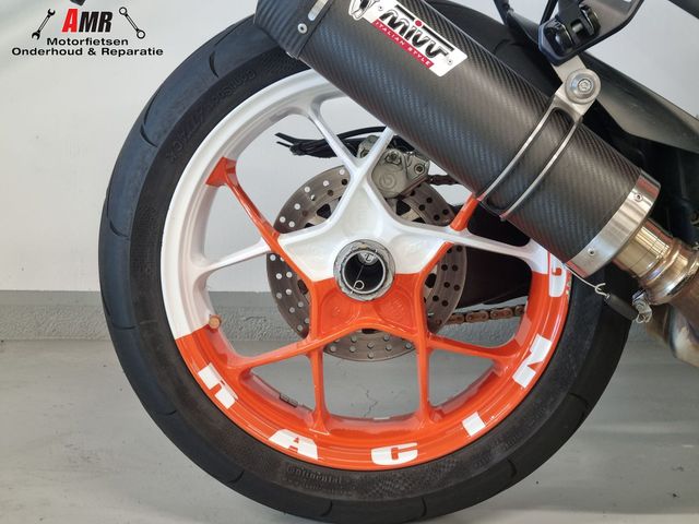 ktm - 1290-super-duke-r