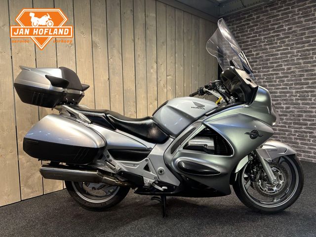 honda - st-1300-pan-european