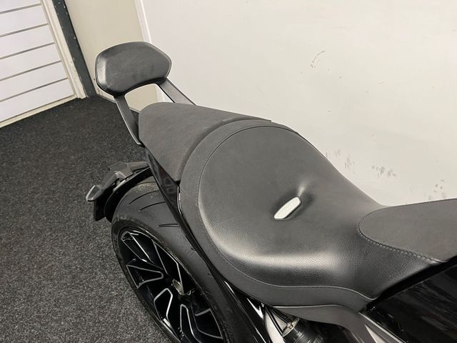 ducati - xdiavel-s