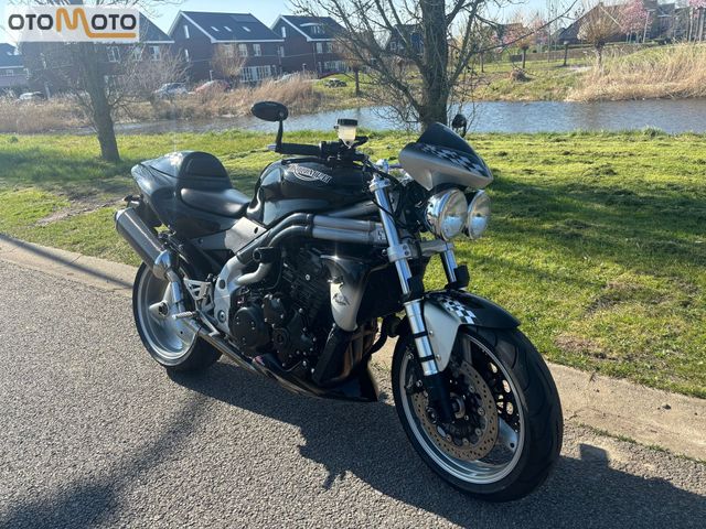 triumph - speed-triple-special-edition