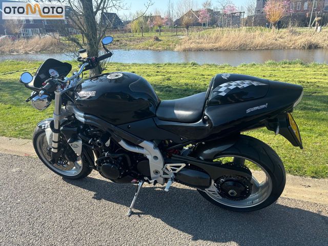 triumph - speed-triple-special-edition