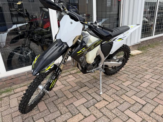 triumph - tf-250-e