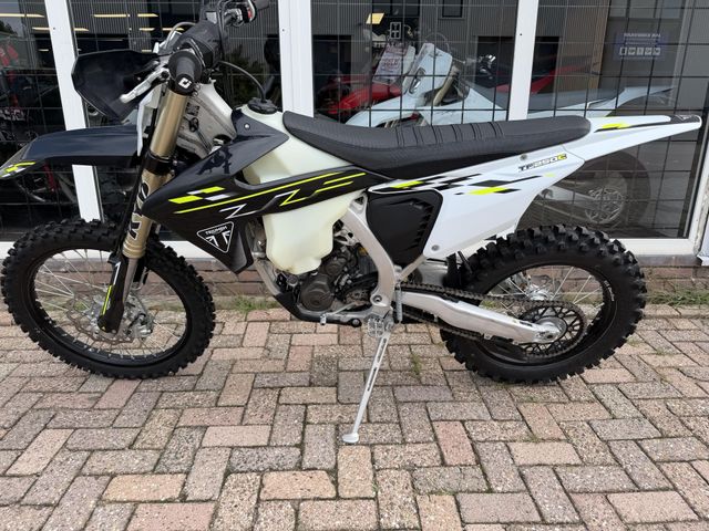 triumph - tf-250-e