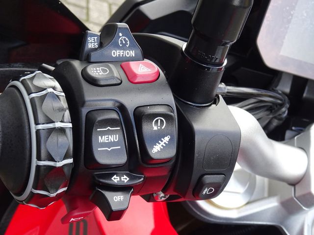 bmw - f-900-xr