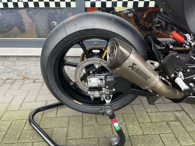 ktm - 1190-rc-8