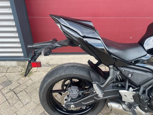 kawasaki - ninja-650