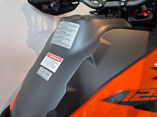 ktm - 1290-super-adventure-s