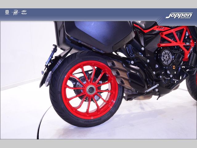 mv-agusta - turismo-veloce-800-rc