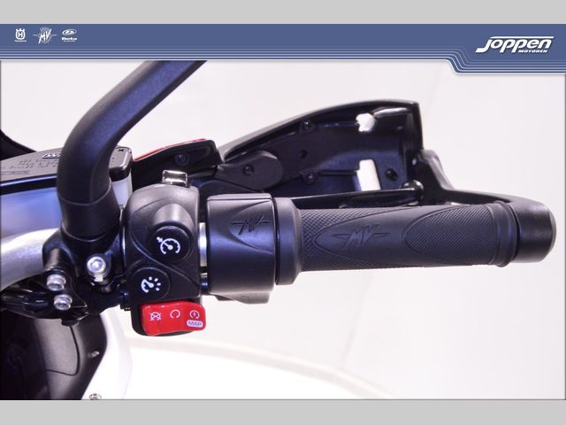 mv-agusta - turismo-veloce-800-rc